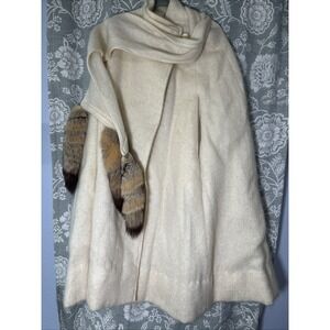 True Vintage Cest Simone Opera Cape With Fox Tails Beige Scarf Knit Lined Med?